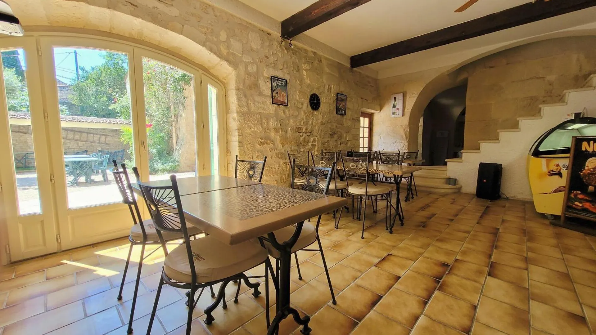 Hotel Camping Saint Gabriel *** à Tarascon France